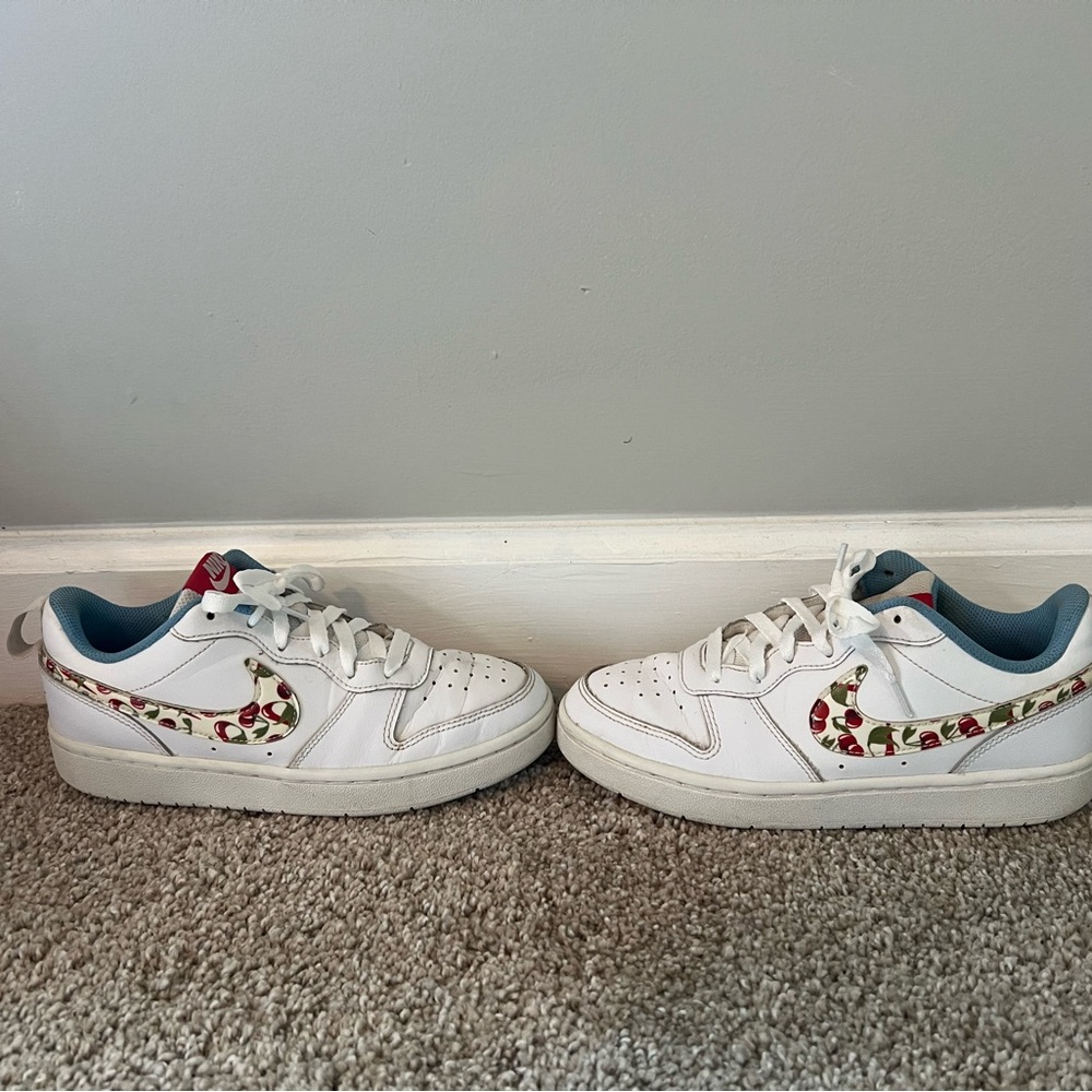 Nike Kids Court Borough Low 2 White Cherry Sneakers